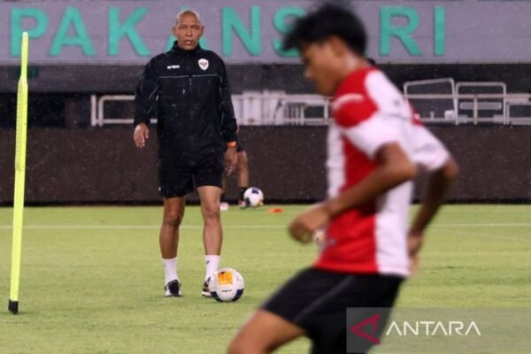 Nova Arianto Menyasar 30 Pemain untuk Perkuat Tim U-17 Baru