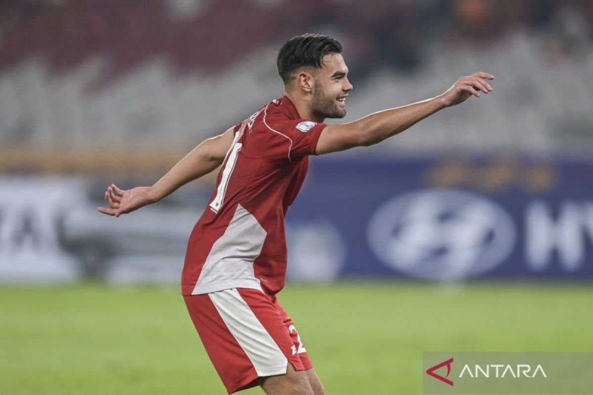 Tentu! Berikut adalah beberapa alternatif judul untuk "Pendapat Vanenburg tentang Selebrasi Pacu Jalur Jens Raven":

1. "Pandangan Vanenburg Terhadap Perayaan Pacu Jalur: Perspektif Jens Raven"
2. "Analisis Vanenburg Mengenai Selebrasi Pacu Jalur Melalui Lensa Jens Raven"
3. "Vanenburg dan Jens Raven: Refleksi atas Selebrasi Pacu Jalur"
4. "Ulasan Vanenburg tentang Tradisi Pacu Jalur dalam Kacamata Jens Raven"
5. "Pacu Jalur: Pendapat Vanenburg dan Interpretasi Jens Raven"

Silakan pilih yang paling sesuai atau modifikasi lebih lanjut!