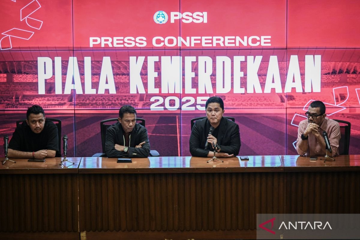 Berikut adalah beberapa alternatif judul untuk "Daftar Resmi Empat Negara Peserta Piala Kemerdekaan 2025":

1. "Empat Negara Resmi yang Berpartisipasi dalam Piala Kemerdekaan 2025"
2. "Daftar Negara Peserta Piala Kemerdekaan 2025: Empat Tim Unggulan"
3. "Piala Kemerdekaan 2025: Siapa Saja Empat Negara Peserta?"
4. "Empat Negara yang Ikut Meriahkan Piala Kemerdekaan 2025"
5. "Piala Kemerdekaan 2025: Daftar Resmi Empat Peserta Utama"
6. "Negara-Negara yang Berkontribusi di Piala Kemerdekaan 2025: Daftar Resmi"
7. "Piala Kemerdekaan 2025: Empat Negara Peserta yang Siap Bertanding"

Semoga salah satu dari judul-judul ini sesuai dengan kebutuhan Anda!