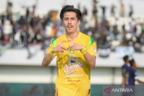 Persebaya Menantikan Keputusan Komite Disiplin Mengenai Sanksi untuk Rivera