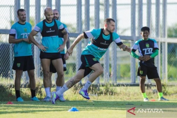 Eduardo Perez: Tidak Khawatir Mihailo Perovic Belum Menunjukkan Ketajaman